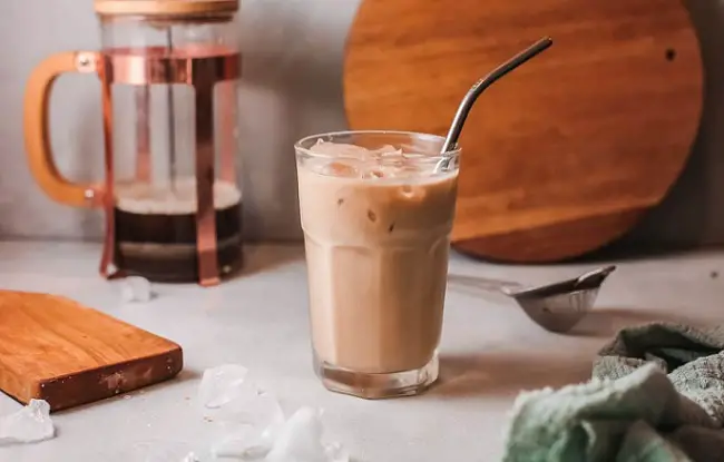 How to Make French Vanilla Iced Coffee